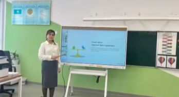 6 «Б» сыныбында «Заңды біл – тәртіпті сақта» тақырыбында тәрбие сағаты өткізілді.
